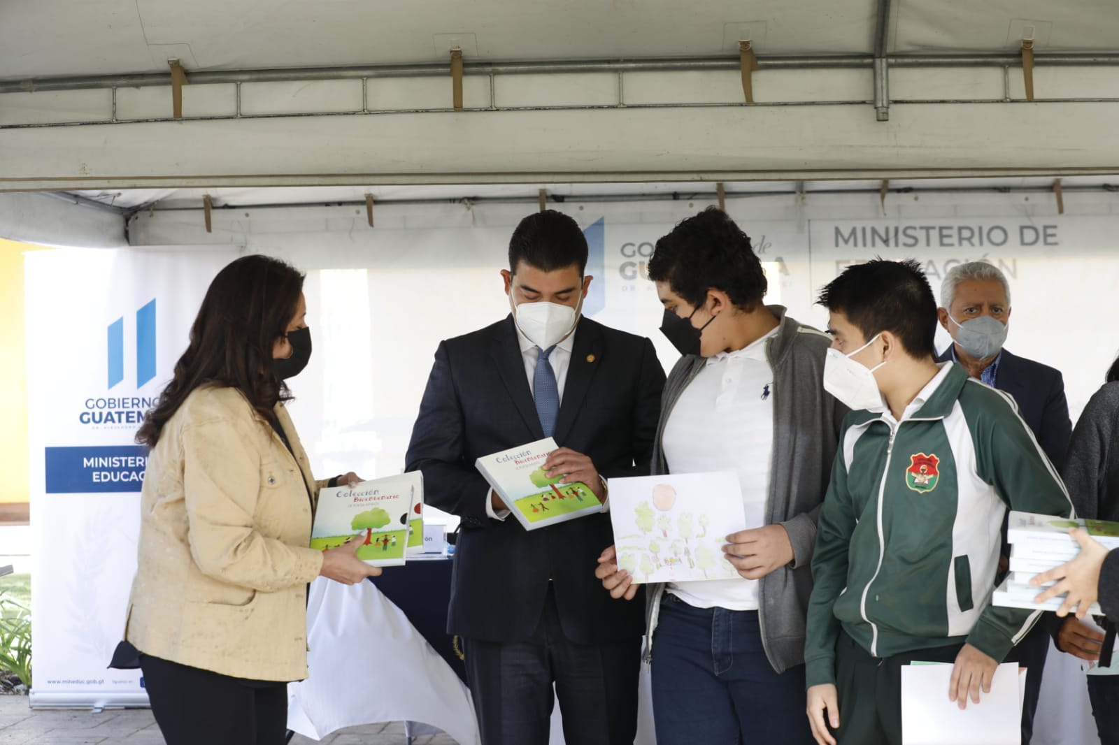 Un Legado Al Alcance De Las Nuevas Generaciones Que Invita Conocer Nuestro Patrimonio Literario